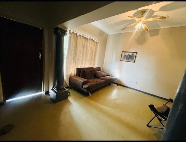 2 BEDROOM PROPERTY TO RENT IN ELSBURG